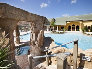 Paradise Palms Resort Pool and Jacuzzi